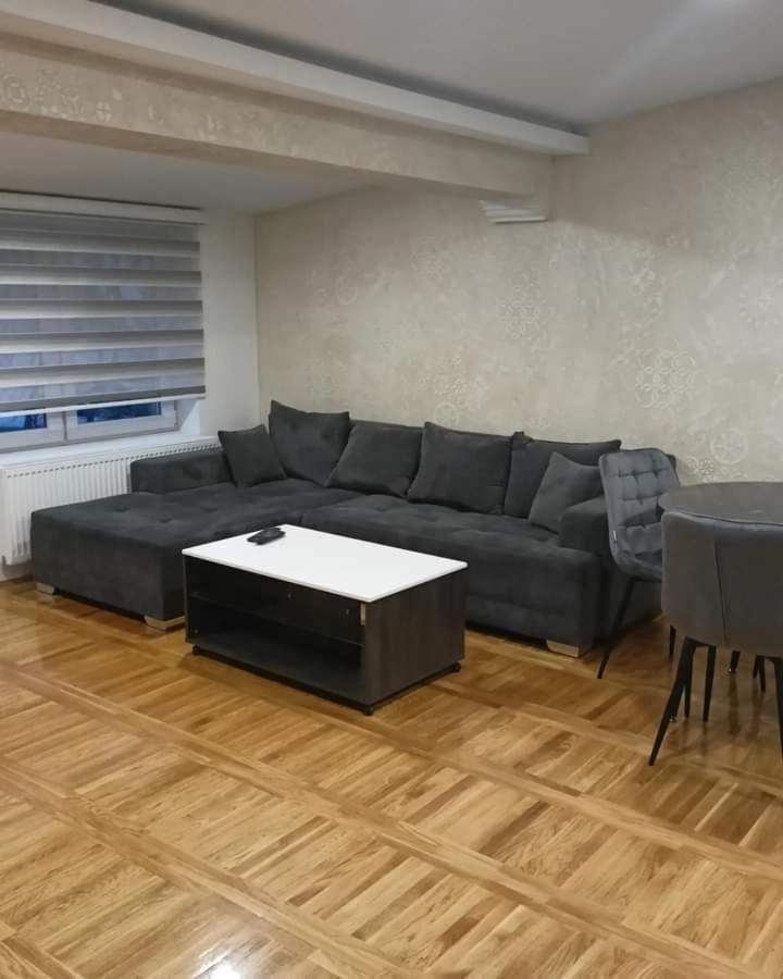 דירות Užice Tina מראה חיצוני תמונה
